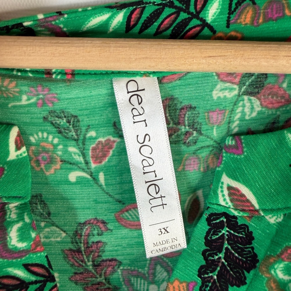 Dear Scarlett Floral Blouse Women 3X Green Roll Tab Sleeve V-Neck - Picture 2 of 9